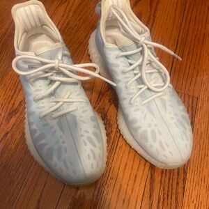 Adidas Yeezy Sneakers Men’s Size 8
